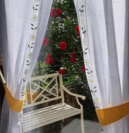 Hisa Barut شقة Črni Kal